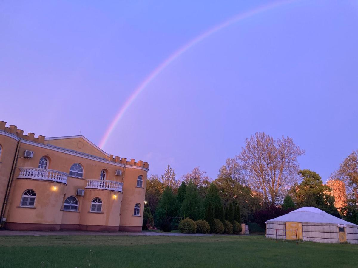 Kastély Panzió Hajdúszoboszló Esterno foto